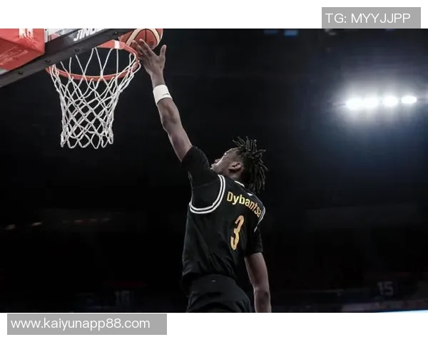 波士顿人迪班萨展现全能能力愿为家乡球队贡献力量提升比赛水平 波士顿人迪班萨展现全能能力愿为家乡球队贡献力量提升比赛水平