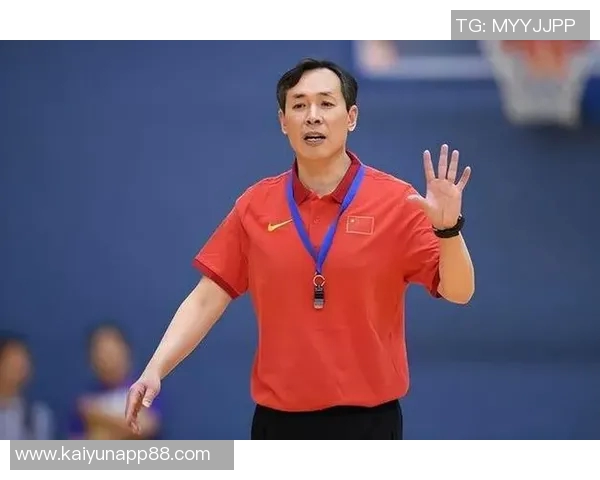 许利民强调球队后卫实力强大努力发挥他们的优势是关键